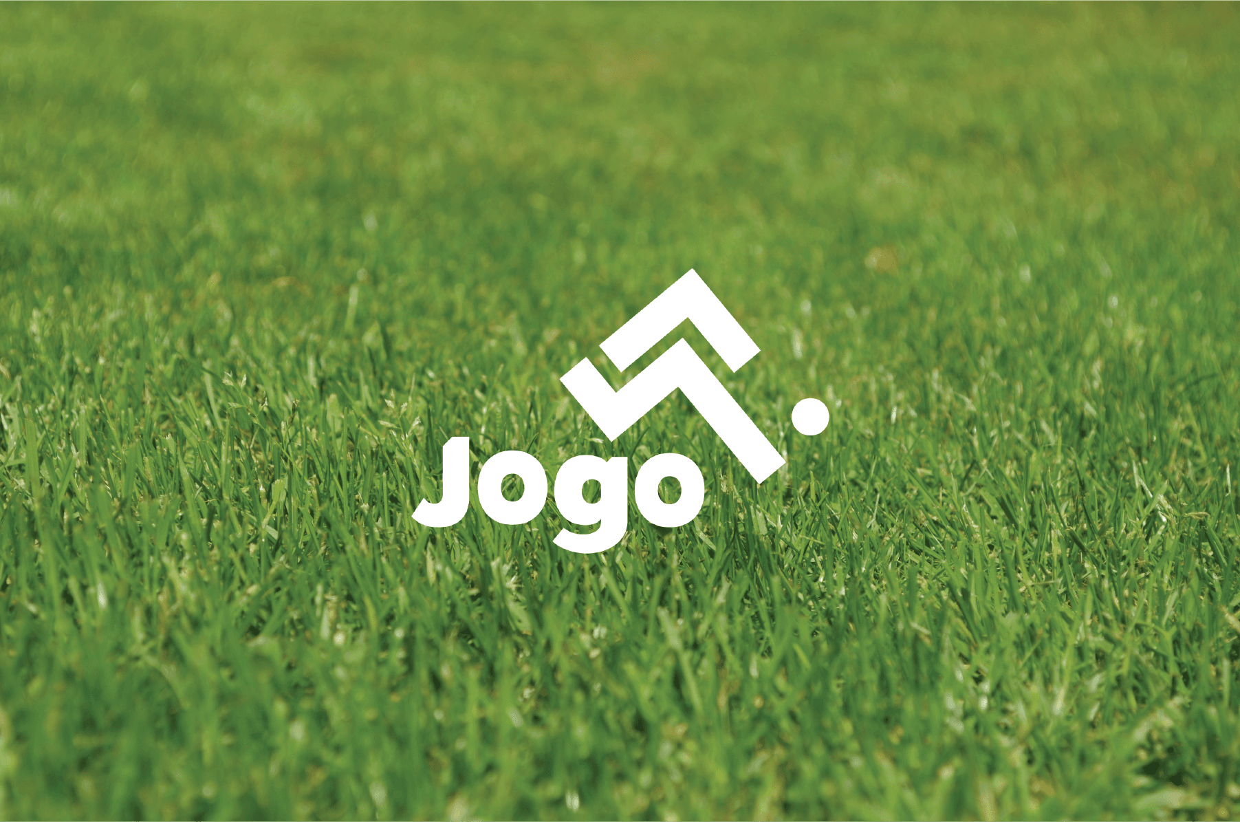 Jogo logo on grass